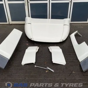 Łatwy zwrot DAF XF 106 kit Space Cab L2H2 1836000