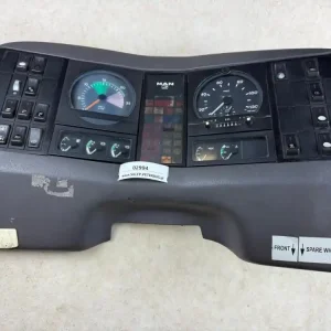 Łatwy zwrot Deska rozdzielcza MAN Lions Coach, zegary, przyciski, wyświetlacz, tachograf